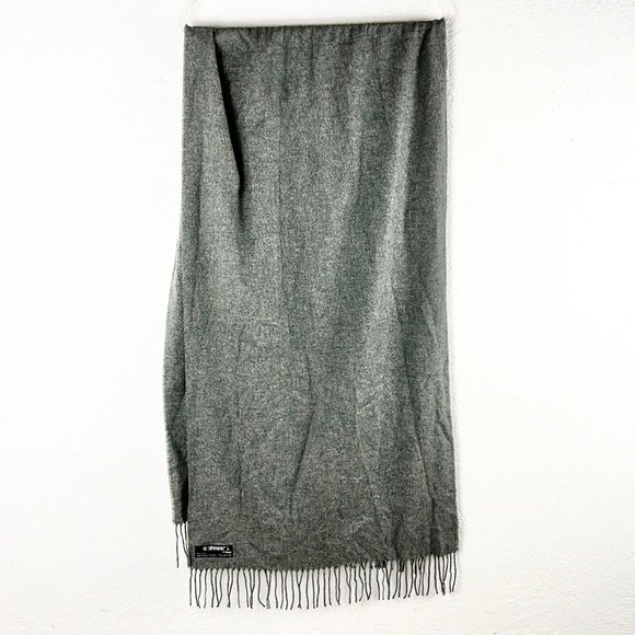 CASHMINK |🧣🐺Heathered Gray Fringe Hem Made in Germany Scarf Wrap - Picture 5 of 8